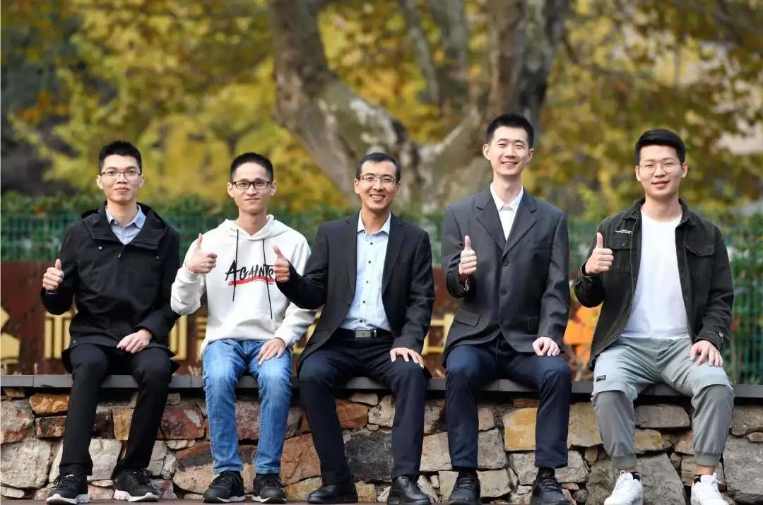 华中科大吕志鹏教授团队斩获EDA国际算法竞赛冠军(图1)